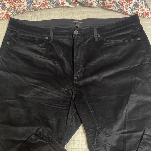 Banana Republic Velvet Jeans - Picture 2 of 6